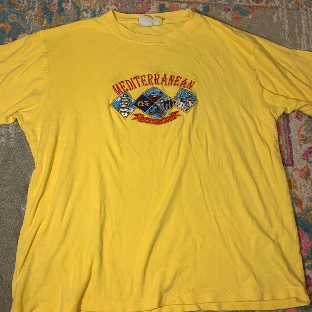 Yellow mediterranean t-shirt